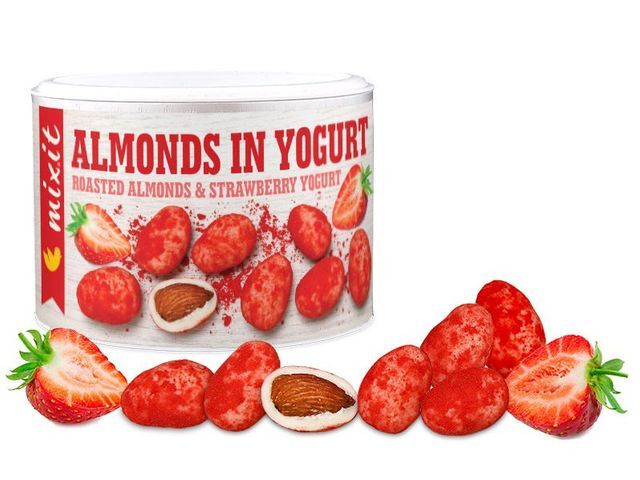 Zobrazit detail výrobku Mixit Mandle v jogurtu s jahodovým prachem 240 g Zobrazit detail výrobku Mixit Mandle v jogurtu s jahodovým prachem 240 g