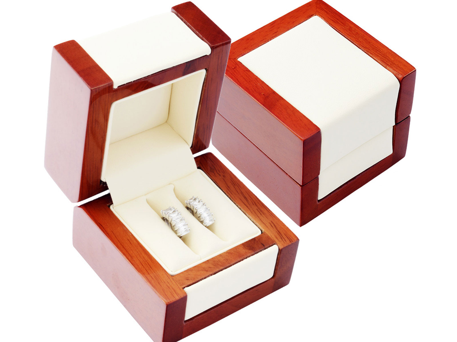 JK Box -  Světlá dřevěná krabička na prsteny nebo náušnice DN-2/NA/A20