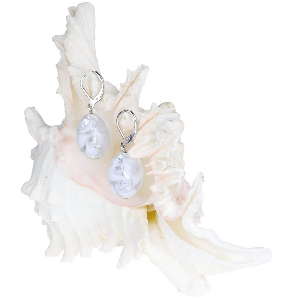 Lampglas Elegantné náušnice White Lace s rýdzim striebrom v perlách Lampglas EP1
