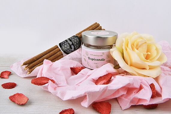 Svíčky a aromaterapie k Valentýnu Svíčky a aromaterapie k Valentýnu