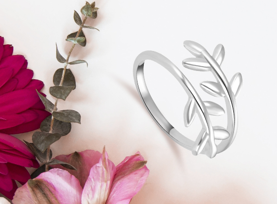 Inel de argint pentru picior decorat cu frunze