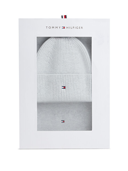 Tommy Hilfiger Tommy Hilfiger Set damă - căciulă și fular Flag AW0AW19136P9V