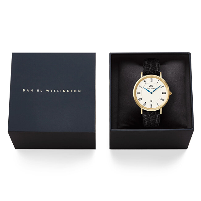 Classic 40 Roman Numerals Black Croc Belly G DW00100915