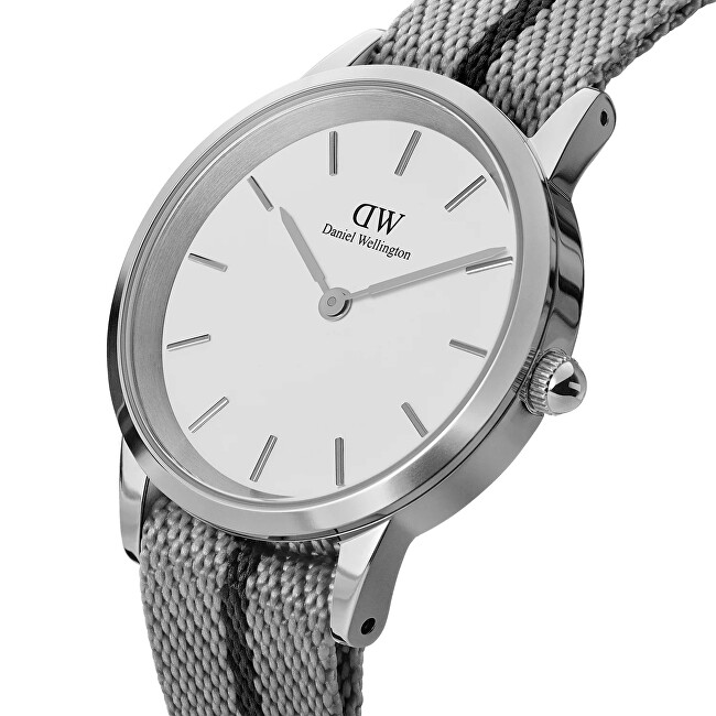 Daniel Wellington Iconic DW00100679 analógové