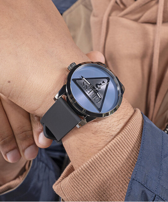 Guess Badge GW0781G5