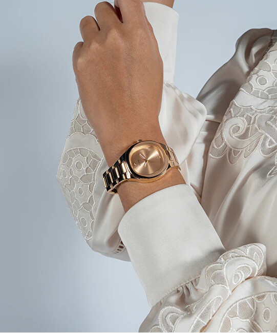 Guess Eve Diamond GW0615L3 analógové