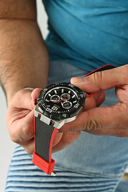 Guess Navigator GW0264G1 analogové