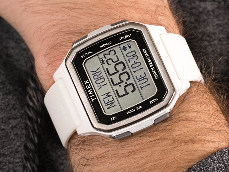 Timex Command TW5M29100