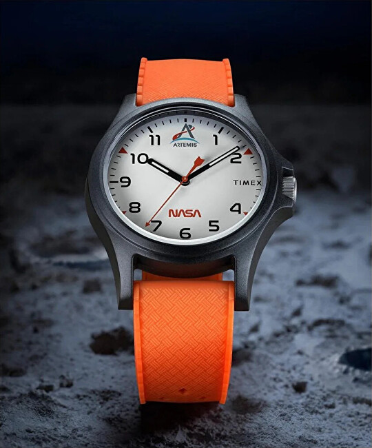 Timex Main Street NASA Artemis TW2Y13000