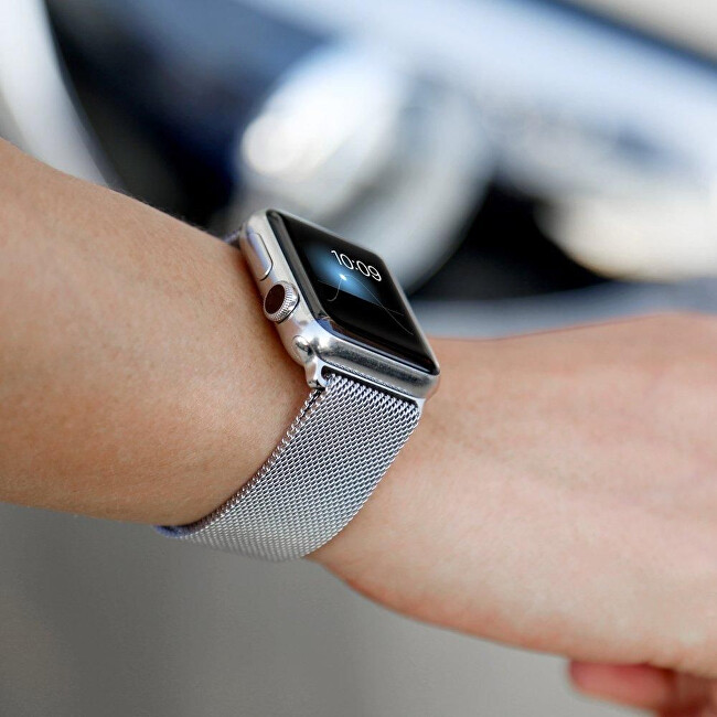 Ocelový milánský tah pro Apple Watch - Stříbrný 42/44/45/49 mm