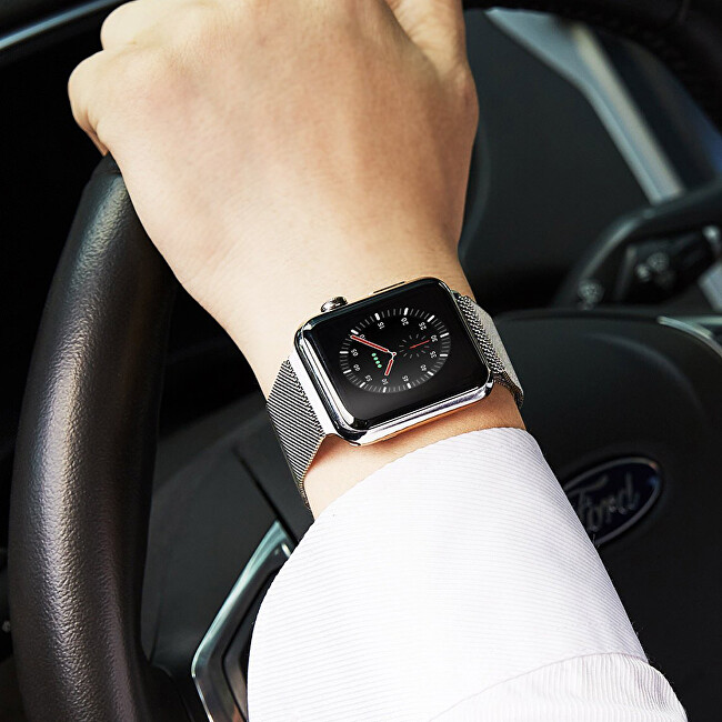 Ocelový milánský tah pro Apple Watch - Stříbrný 42/44/45/49 mm