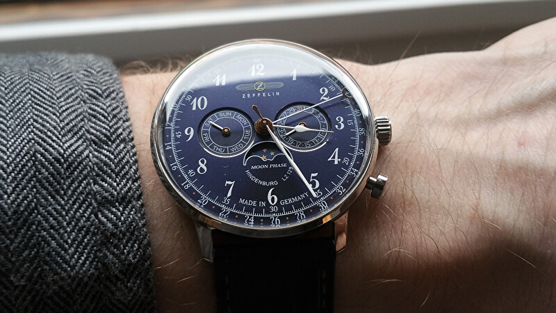 Zeppelin LZ 129 Hindenburg Chronograph Moonphase 7036-3 analógové