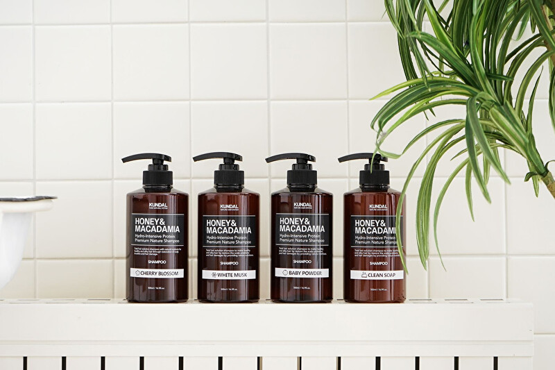 Přírodní hydratační šampon Honey & Macadamia Baby Powder (Nature Shampoo)