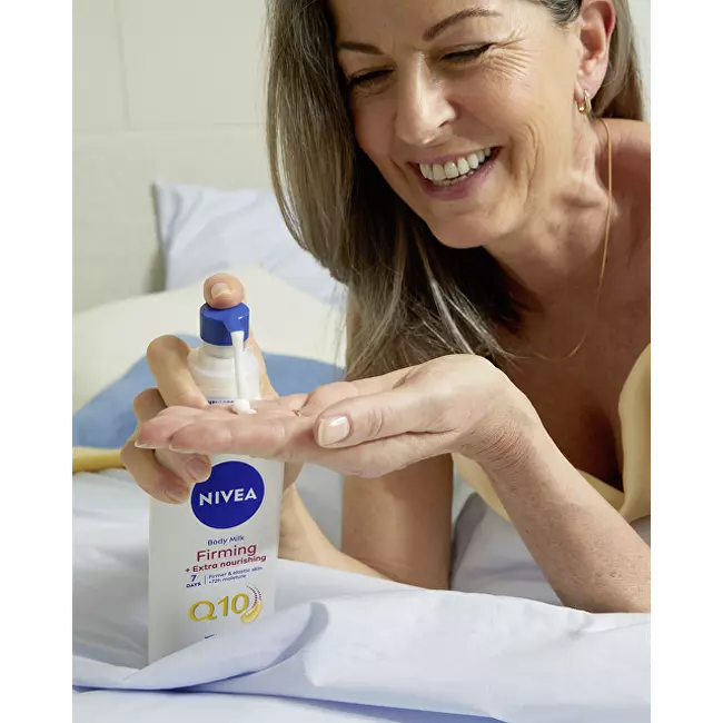Extra výživné zpevňující mléko Q10 (Firming and Extra Nourishing Body Milk) 400 ml