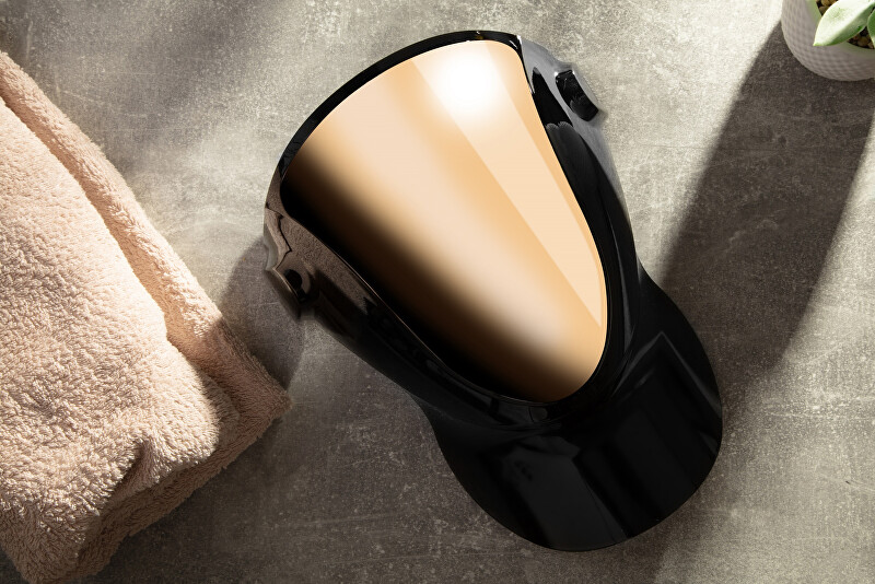 Profesionální ošetřující LED maska na obličej a krk s nabíjecí stanicí (Black, Gold)