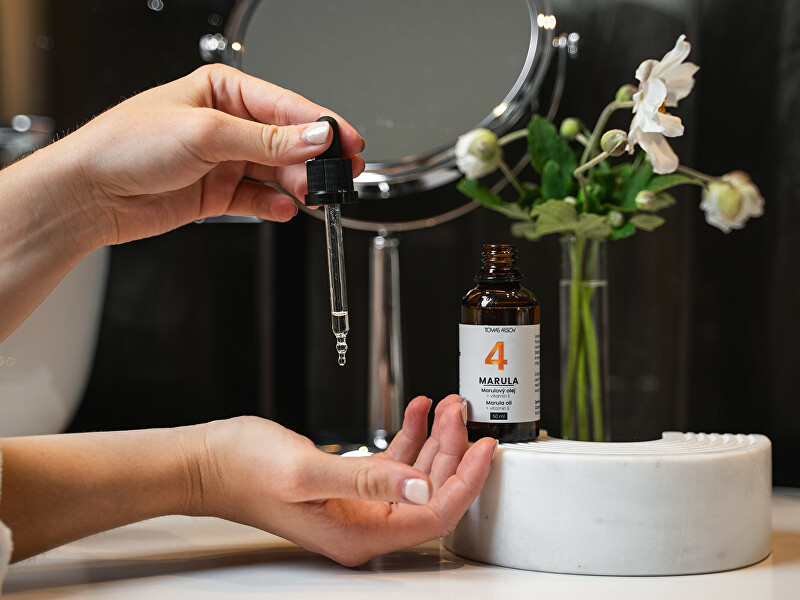 Marulový olej s vitamínem E Marula (Precious Oil With Vitamin E) 50 ml
