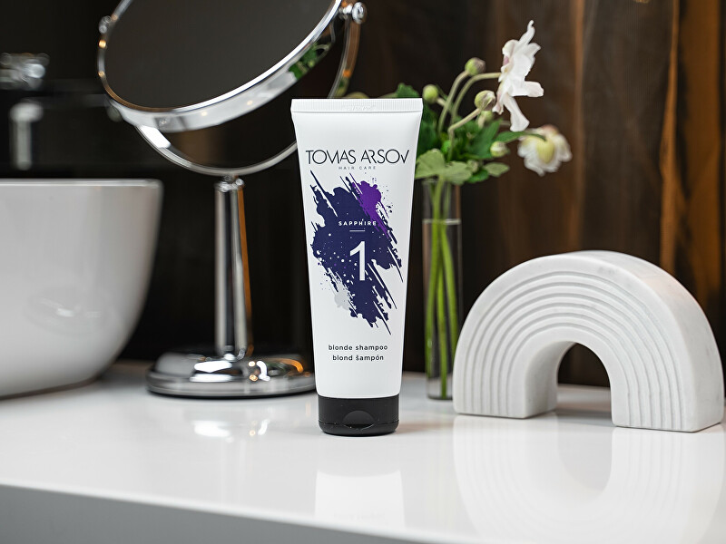 Šampon pro blond, odbarvené a melírované vlasy Sapphire (Blonde Shampoo) 250 ml