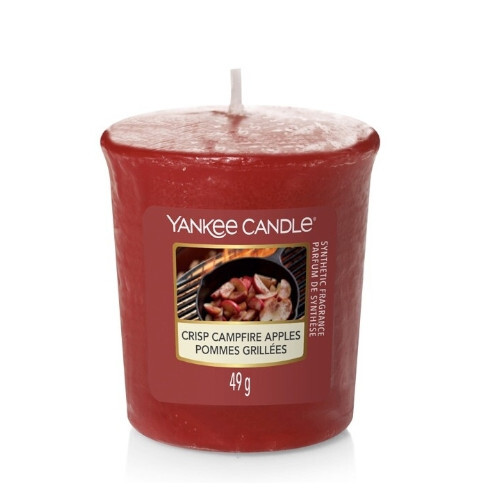Yankee Candle Aromatická votivní svíčka Crisp Campfire Apples 49 g