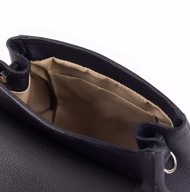SEGALI Dámska kožená crossbody kabelka Rosy Black