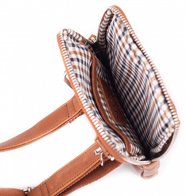 Kožená crossbody taška 107 cognac