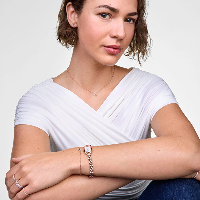 Daniel Wellington Půvabný pozlacený náramek se srdíčkem Mirelle DW00401617