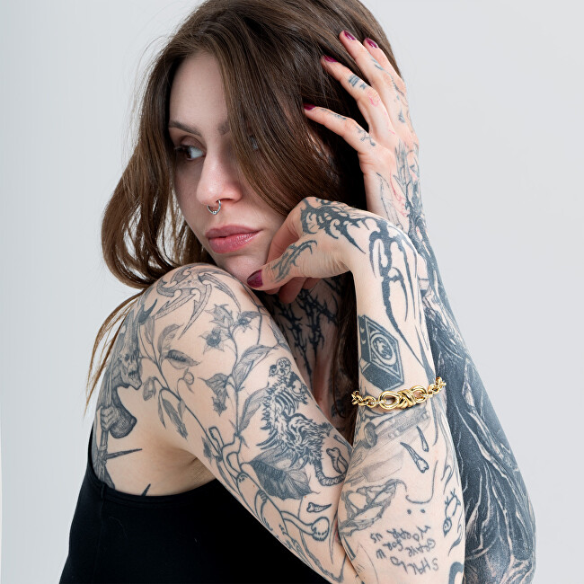 Guess Výrazný pozlacený náramek Modern Love JUBB04006JWYG