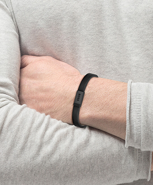 Hugo Boss Moderní černý kožený náramek Jace 1580337