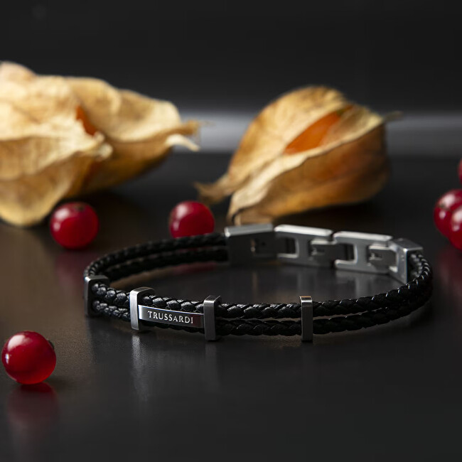 Trussardi Pánský náramek z pletené černé kůže T-Leather TJAXZ13
