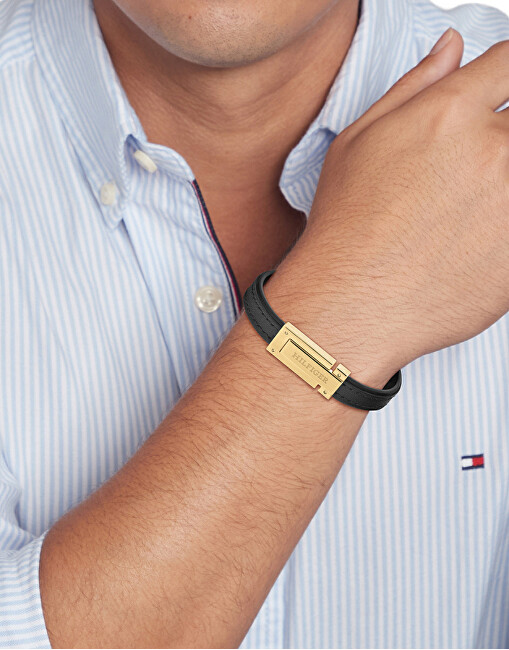 Tommy Hilfiger Černý kožený náramek pro muže 2790561