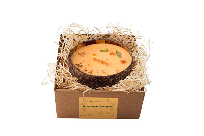 Svíčka v kokosu - vůně Santalwood & Tangerine 500 g