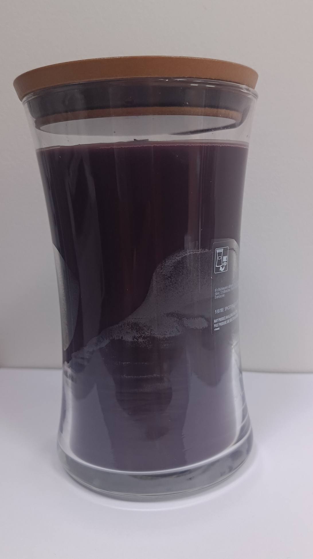 2. JAKOST - Vonná svíčka váza Spiced Blackberry 609,5 g