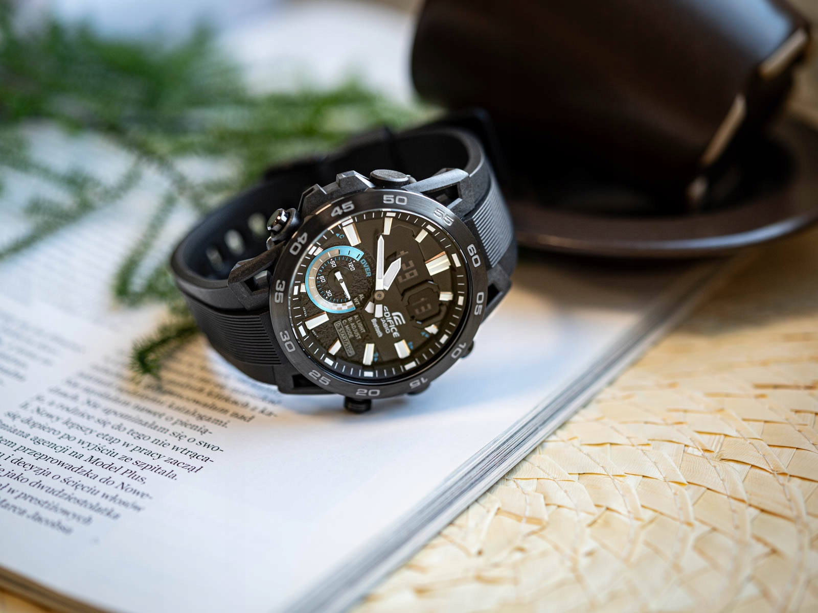 Connected Edifice ECB-40PB-1AEF (671) | Vivantis.ro - Hello Gorgeous!
