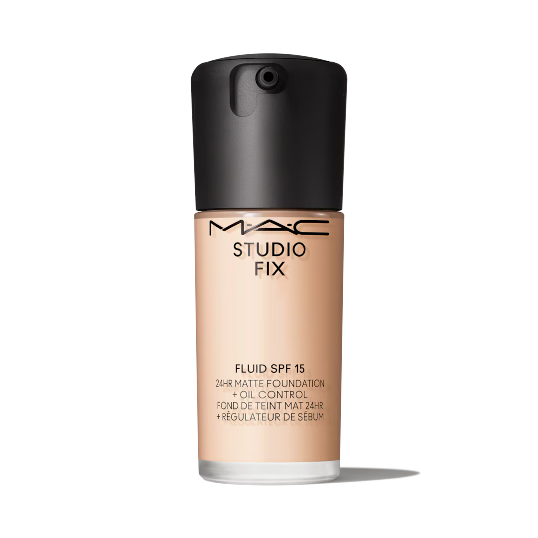 MAC Cosmetics Zmatňujúci make-up SPF 15 Studio Fix (Fluid) 30 ml NC12