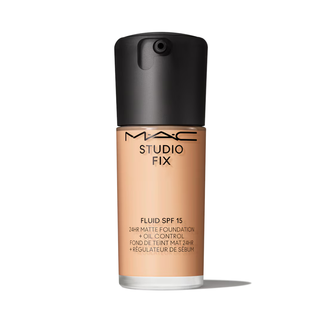 MAC Cosmetics Zmatňujúci make-up SPF 15 Studio Fix (Fluid) 30 ml C4