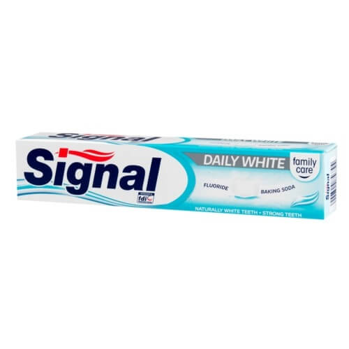 Signal Zubní pasta s bělicím účinkem Family Daily White 125 ml