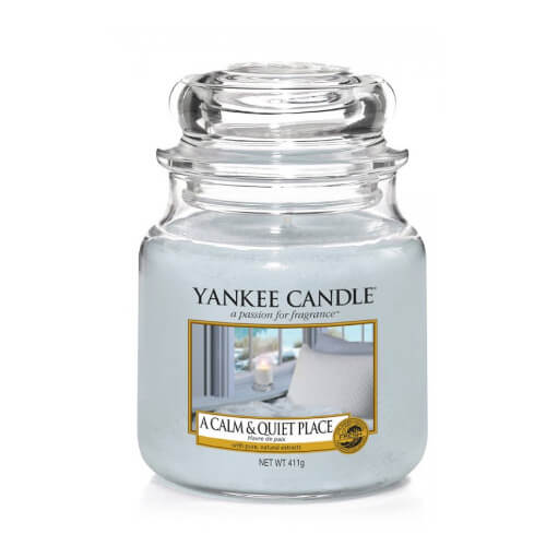Yankee Candle Aromatická svíčka střední A Calm & Quiet Place 411 g