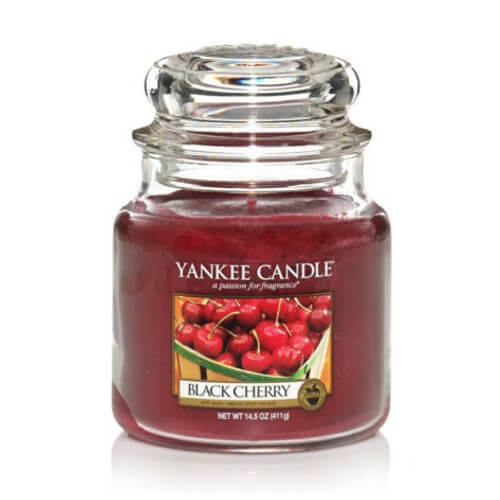 Levně Yankee Candle Vonná svíčka Classic střední Black Cherry 411 g