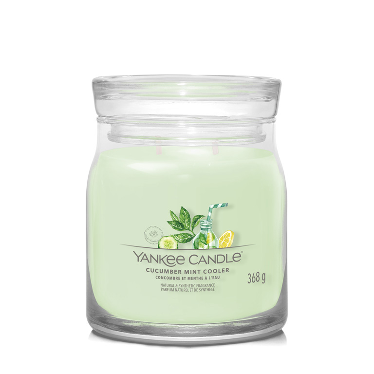 Levně Yankee Candle Aromatická svíčka Signature sklo střední Cucumber Mint Cooler 368 g