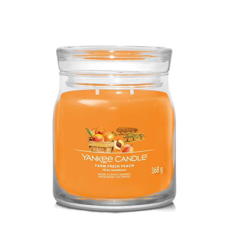 Zobrazit detail výrobku Yankee Candle Aromatická svíčka Signature sklo střední Farm Fresh Peach 368 g