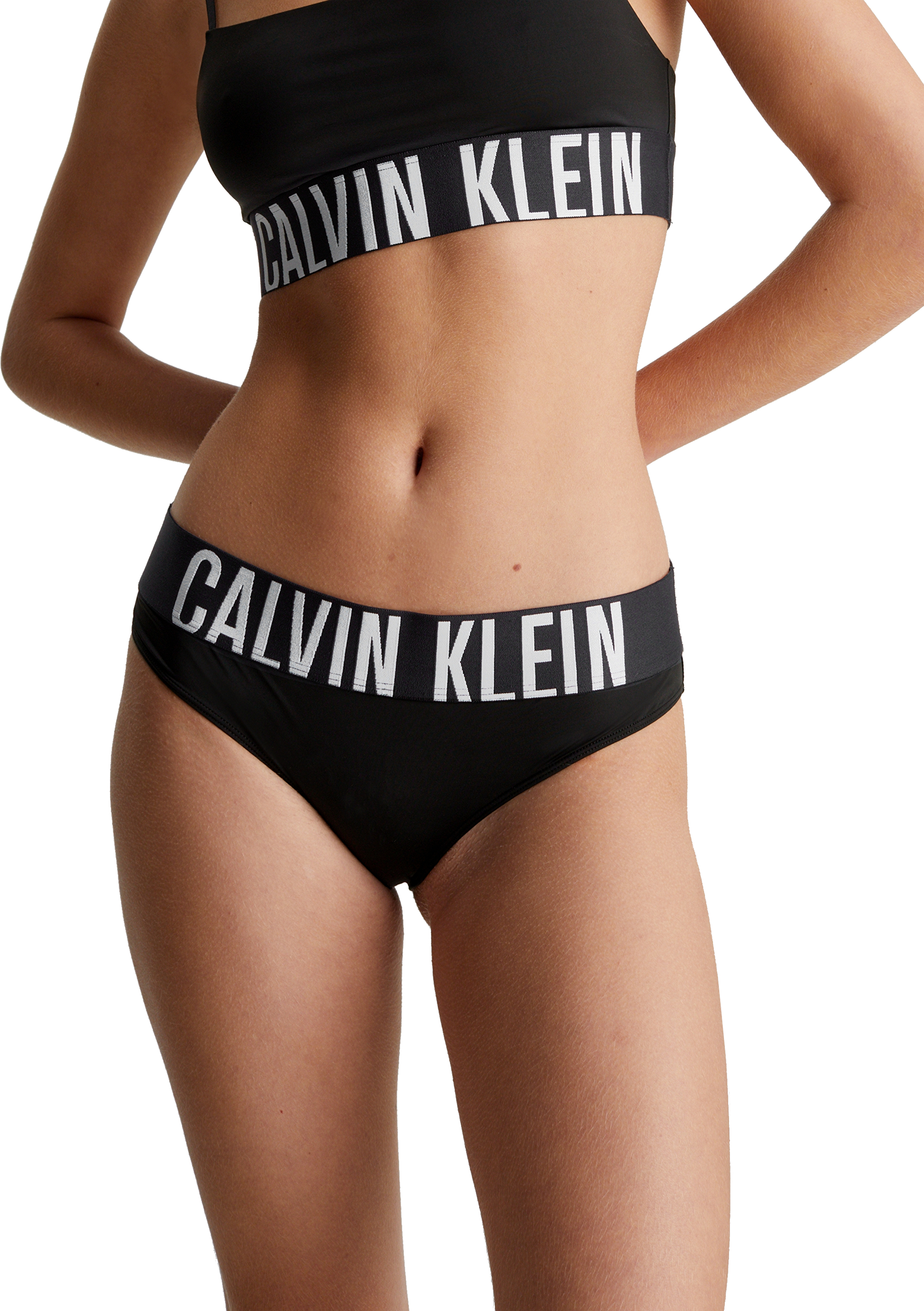 Levně Calvin Klein Dámské kalhotky Bikini QF7792E-UB1 M