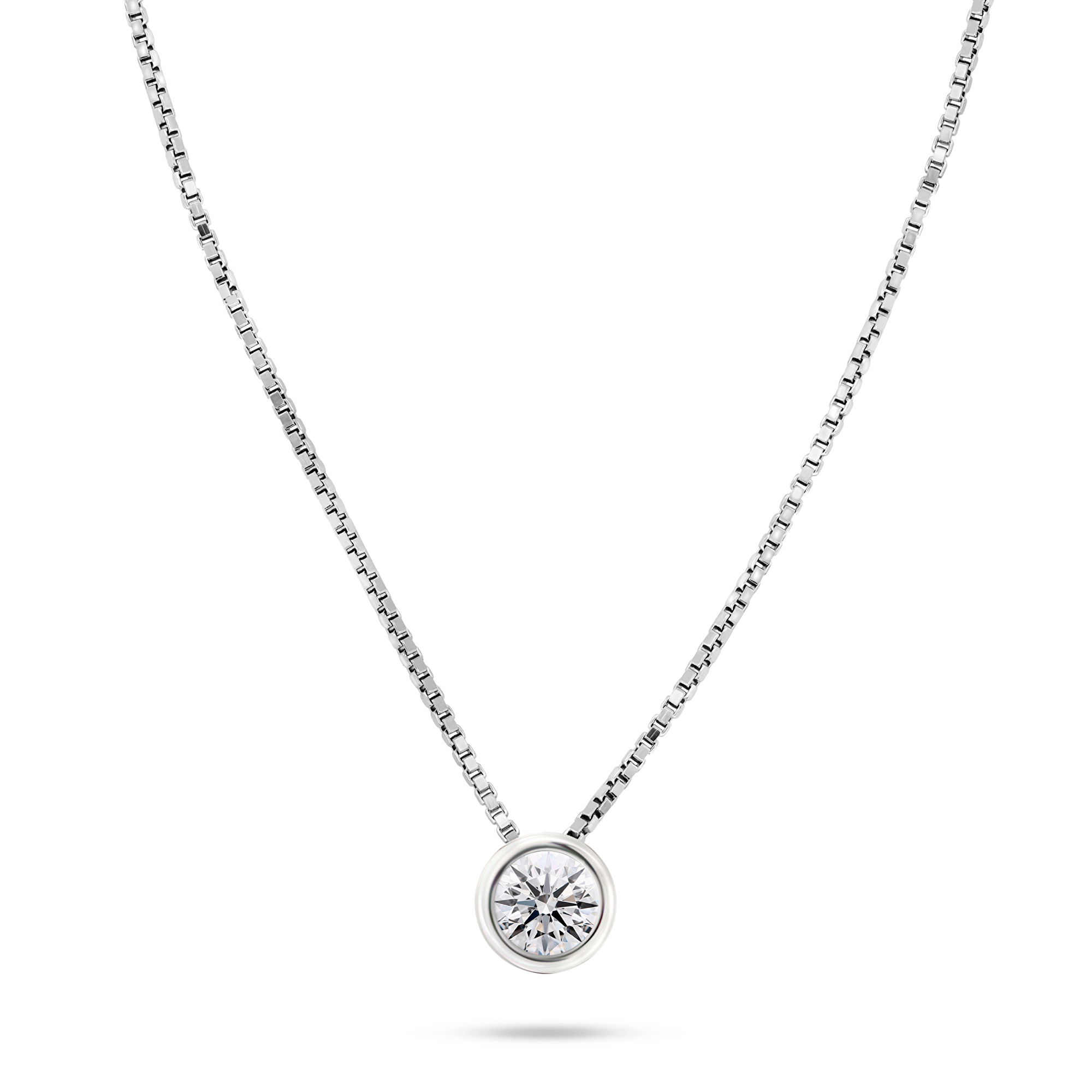 Brilio Silver Nadčasový strieborný náhrdelník so zirkónom NCL75W