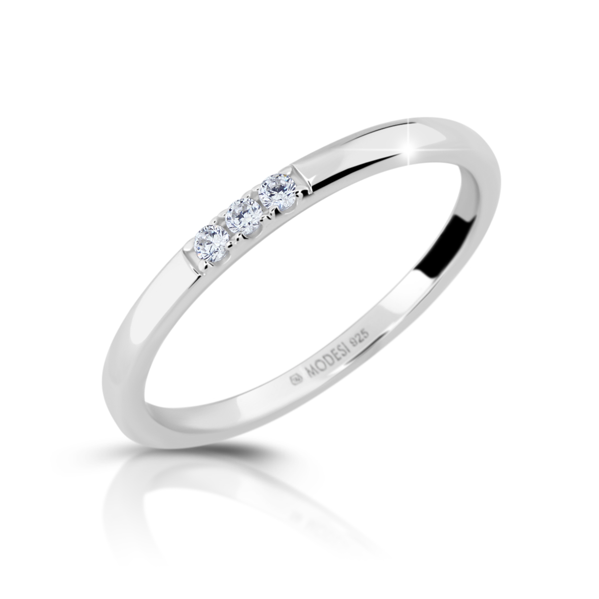 Modesi Něžný stříbrný prsten se zirkony M01014 56 mm