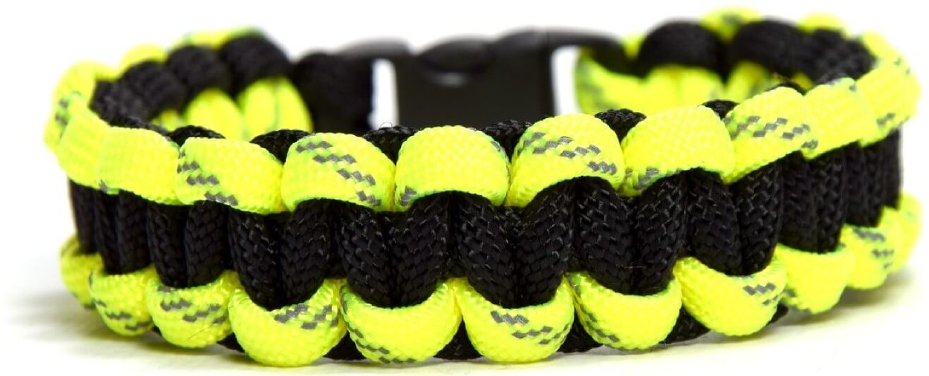 Cordell Solomon paracord karkötő - fekete színű fényvisszaverő sárgával kombinálva M ( 18 - 19 cm )