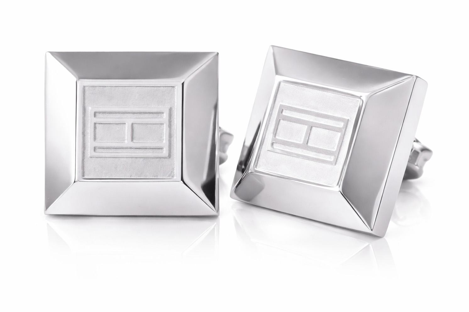 Tommy Hilfiger Oceľové náušnice kôstky TH2700645