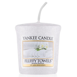 Aromatická votívny sviečka Fluffy Towels ™ 49 g