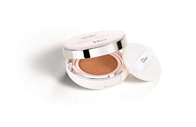 Dior - Omlazující a zdokonalující make-up SPF 50 Capture Dreamskin Moist & Perfect Cushion Foundation 2 x 15 g
