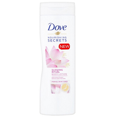 Dove - Rozjasňující tělové mléko Nourishing Secrets (Glowing Ritual Body Lotion)