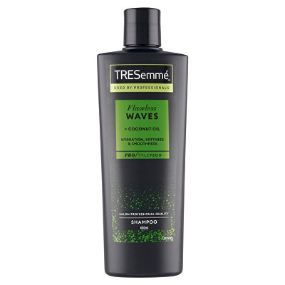 TRESemmé - Šampon pro vlnité vlasy Flawless Waves (Shampoo)
