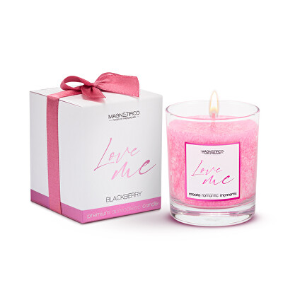 Magnetifico Power Of Pheromones - Vonná svíčka Love me Blackberry (Scented Candle) 125 g
