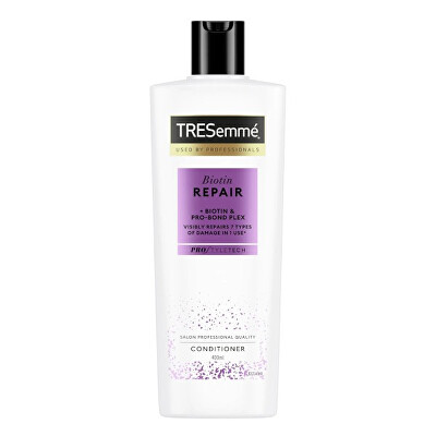TRESemmé - Kondicionér s biotinem pro ochranu a obnovu vlasů Biotin + Repair7 (Conditioner) 400 ml